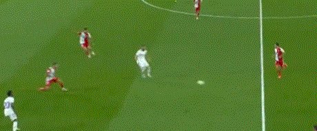 【西甲】本泽马3球1助 新援首球 皇马2度落后5比2胜